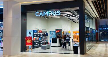shoe store in Lulu Mall, Lucknow